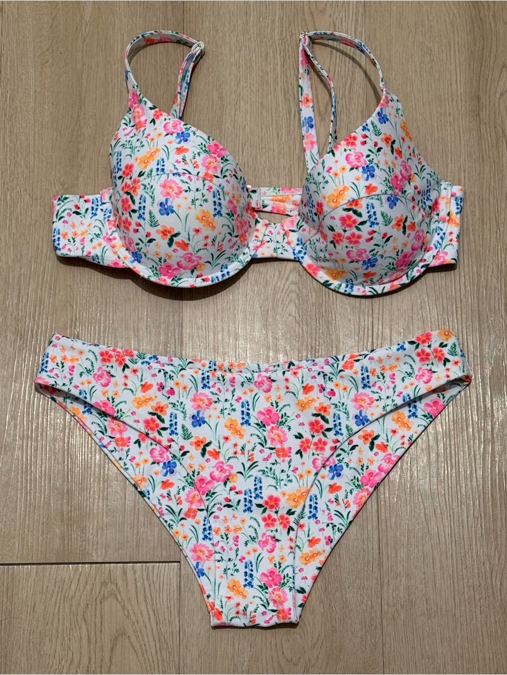 Kulani Kinis Floral Bikini Set